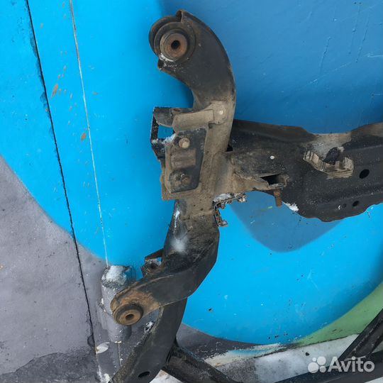 Подрамник Opel Vectra B