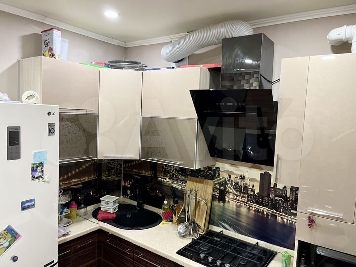 2-к. квартира, 50 м², 2/3 эт.