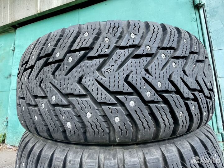 Nokian Tyres Hakkapeliitta 8 SUV 215/65 R16 102T