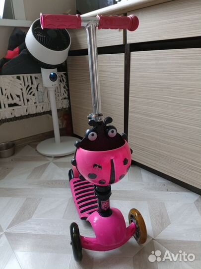 Детский 3х колёсный самокат