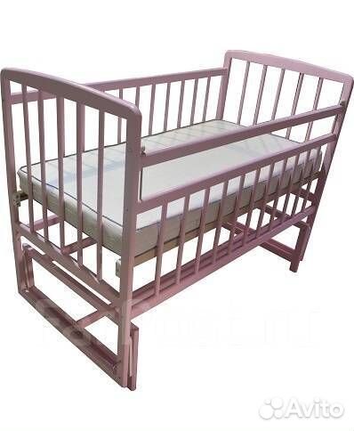 Детская кроватка с поперечным маятником