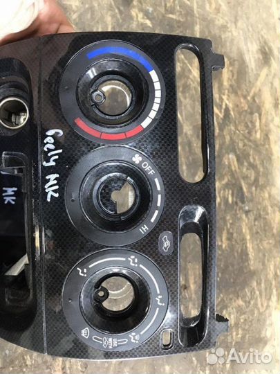 Центральная консоль Geely Mk седан 1.5 2008