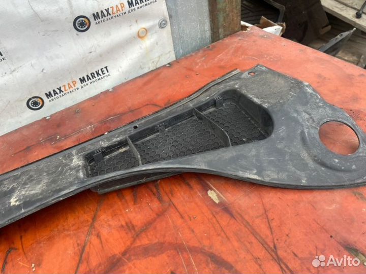 Жабо Ford Focus 3 2011