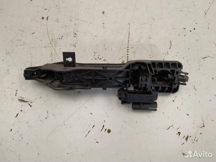 Ручка задняя правая 826652Y000 Hyundai IX35