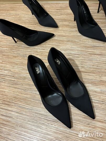 Новые лодочки Zara 38,39,40 оригинал