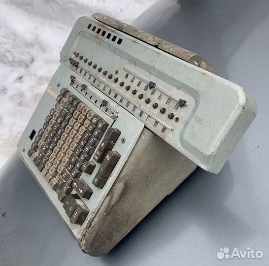 Электромеханический калькулятор Supermetall