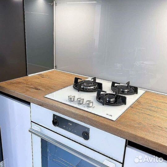 Кухонный гарнитур угловой