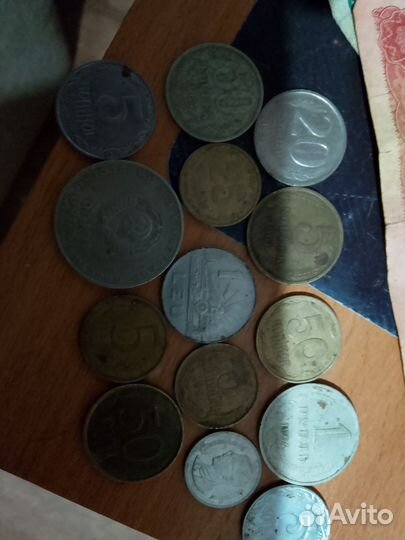 Продам монеты