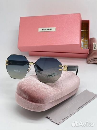 Солнцезащитные очки miu