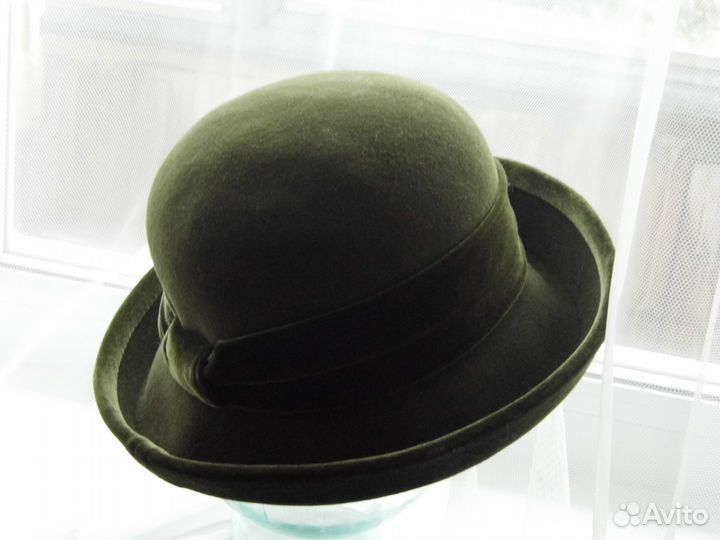 Шляпа из фетра-велюра