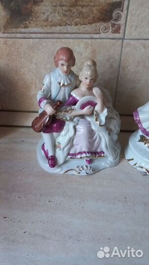 Кукла фарфоровая