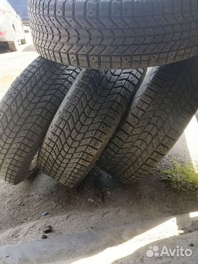 Firestone Winterforce UV 225/70 R16 101S