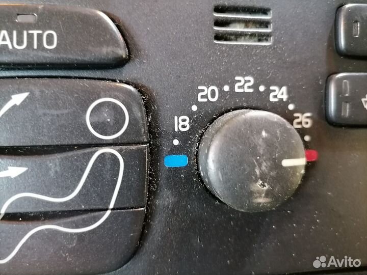 Блок управления климат-контролем 8697140 Volvo S60