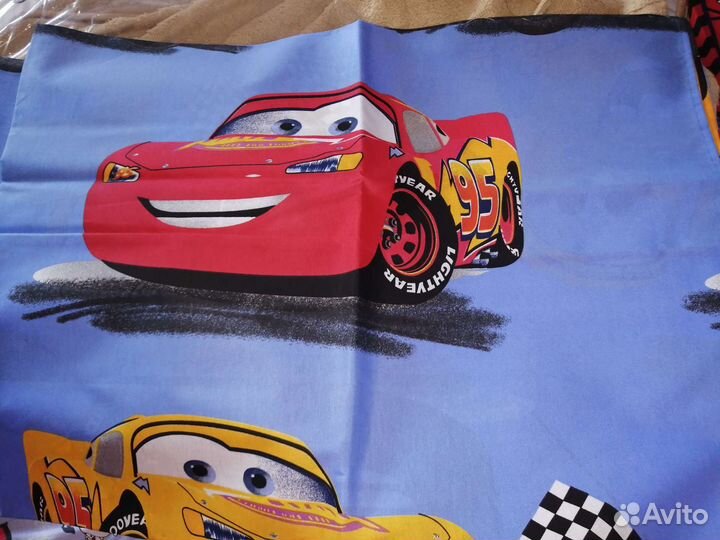 1,5спальный комплект постельного белья новый