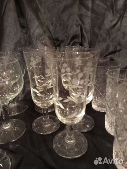 Фужеры, стаканы, рюмки и т.д