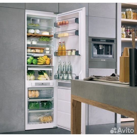 Холодильник двухкамерный новый