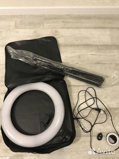 Лампа кольцевая