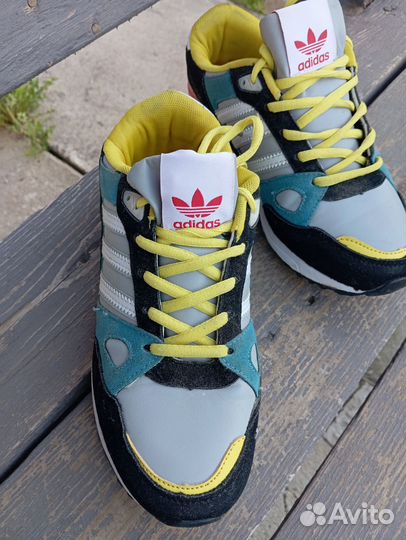 Кроссовки женские adidas 39 размер бу