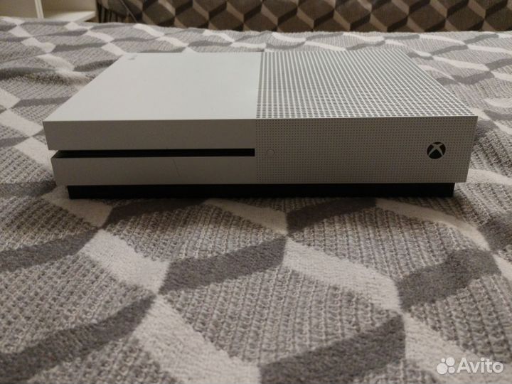 Xbox One на 512 Гб памяти