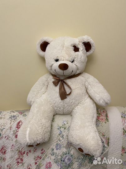 Плюшевый медведь новый 90 см