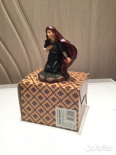 Фарфоровые статуэтки