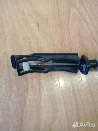 Трос открывания двери (внутренняя ручка) передний