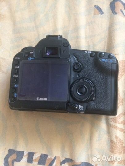 Canon EOS 5D Mark II