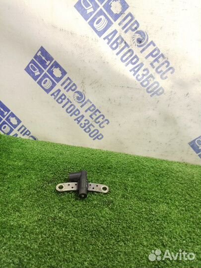 Датчик положения коленвала Renault Symbol седан