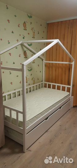 Кровать Домик с выкатным спальным местом