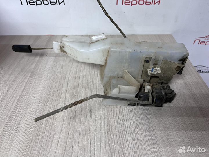 Замок правой передней двери Renault Symbol