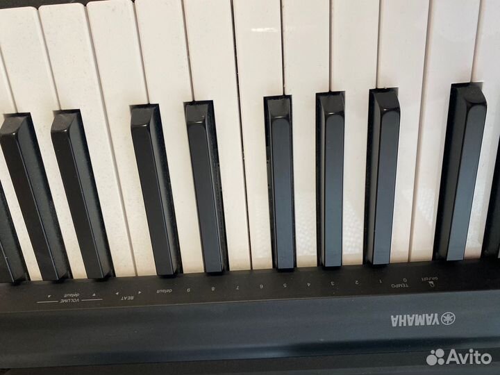 Цифровое пианино yamaha