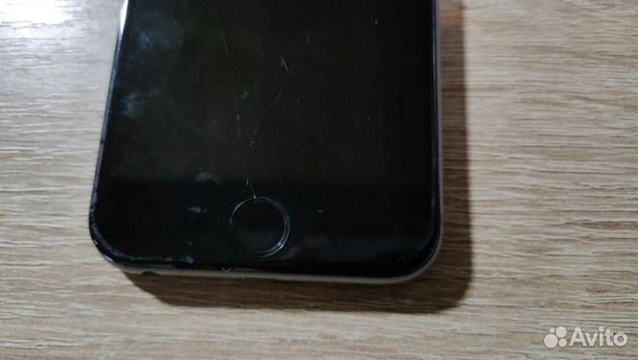 iPhone 6S, 32 ГБ
