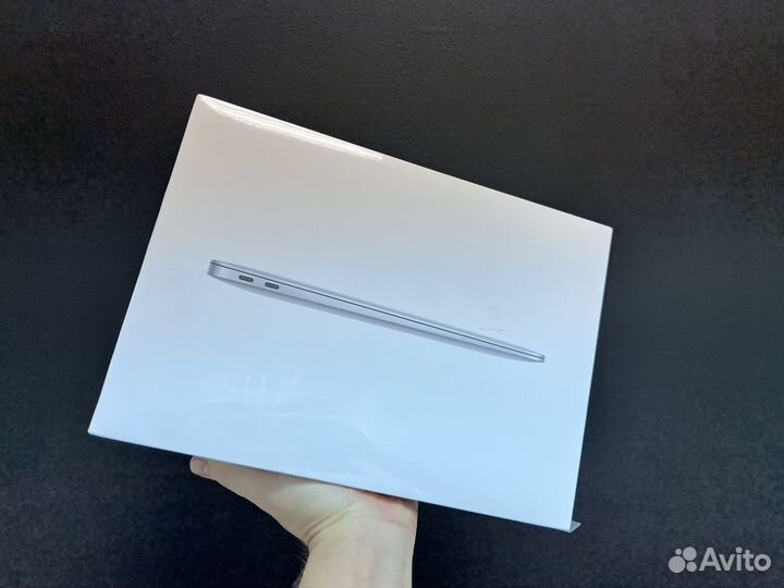 Новый MacBook 13 Air M1 8/256Gb. Ростест