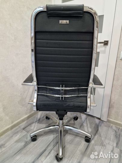 Офисное кресло samurai