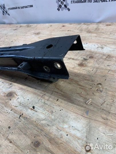 Балка Mitsubishi Pajero V75W 6G74 1999