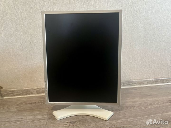 Монитор NEC 1990SXI