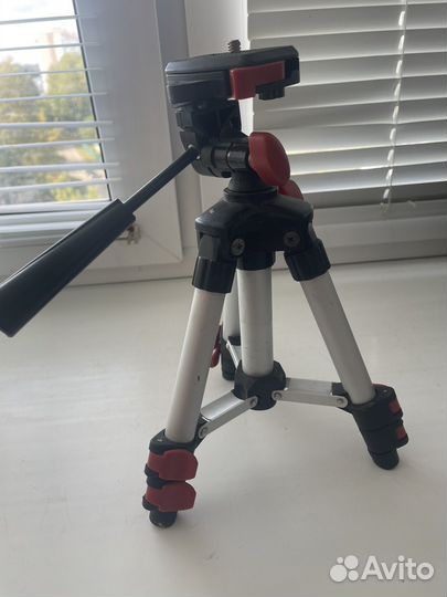 Штатив для лазерного уровня