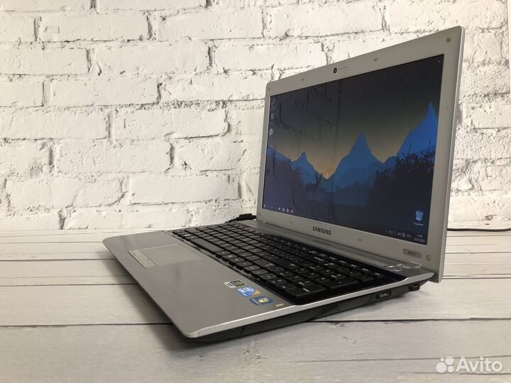 Ноутбук Samsung Core i5 Nvidia GeForce