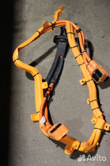 Провод высоковольтный BMW X5 F15 2018 61129384231