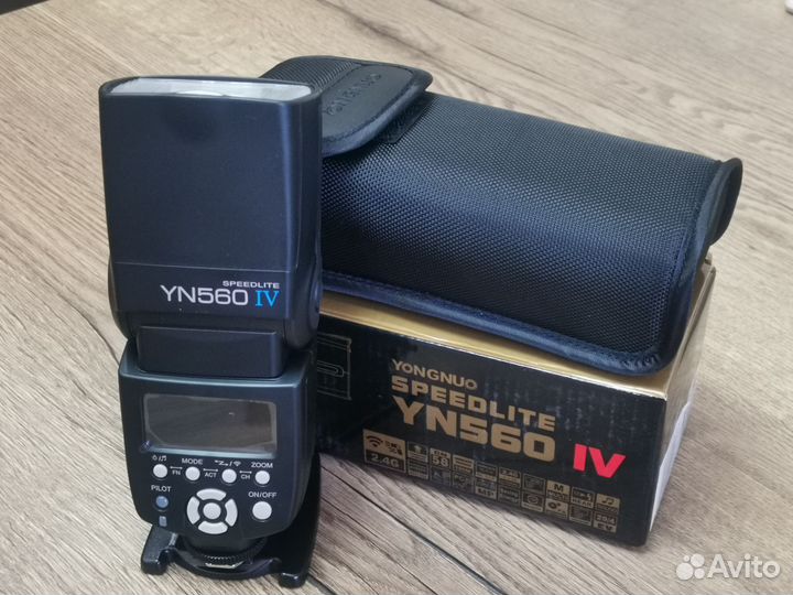 Вспышка Yongnuo YN560 IV