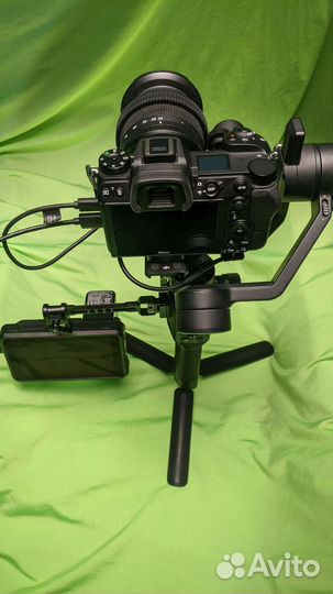 Nikon z6 + nikkor z 24-70 f4. Atomos ninja v