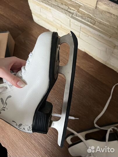 Коньки фигурные