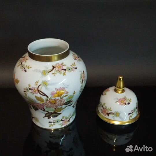 Ваза с крышкой. Фарфор. KPM. Германия. 1970