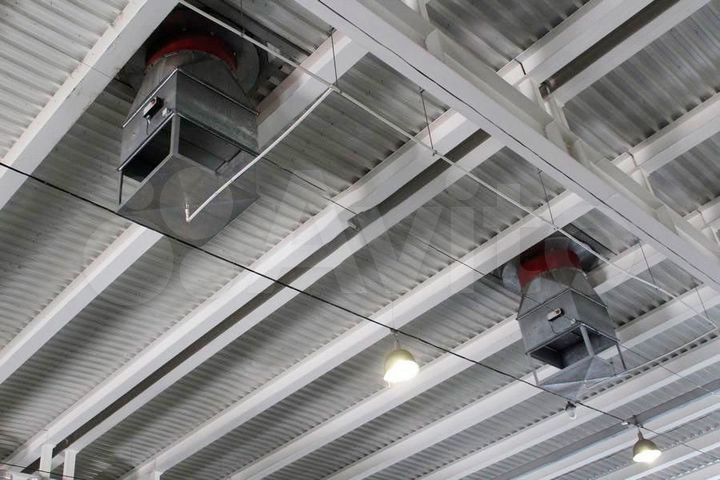 Складское помещение, 2500 м²