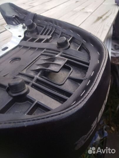 М109R Boulevard гелиевое сиденье второго номера