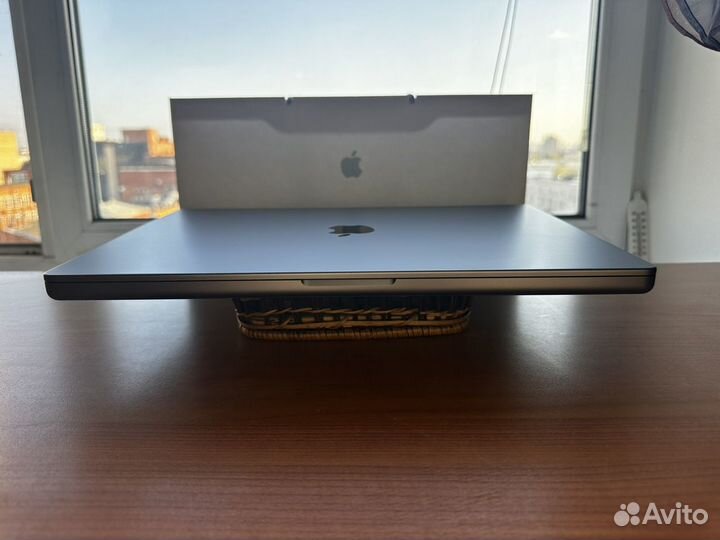 MacBook Pro 16 2021 M1 Pro/16GB/512SSD/Идеал