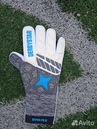 Вратарские перчатки derbystar