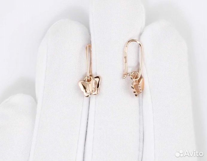 Золотые серьги с бабочками