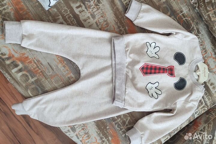 Костюм тройка на мальчика 1-1,5 года