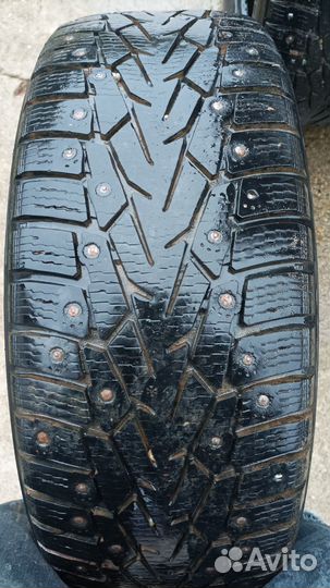 Nokian Tyres Hakkapeliitta 7 215/65 R16 T